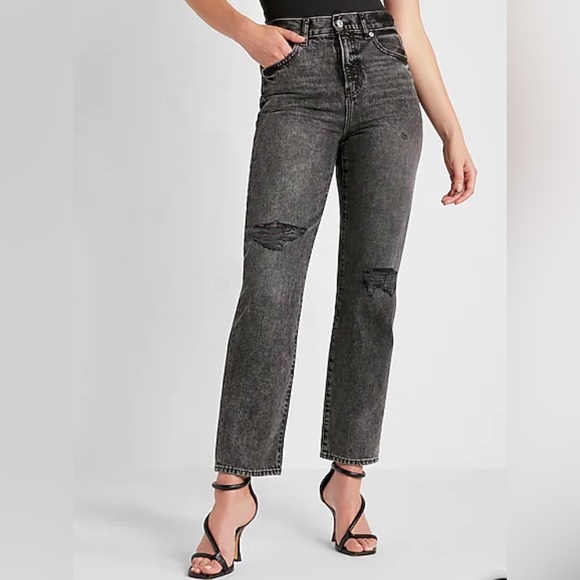 Express Ladies High Waisted Black Ripped Straight Ankle Jeans NWT Size 0R - Picture 1 of 6